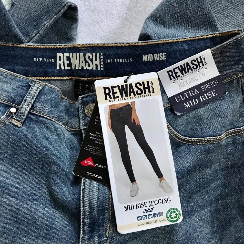 Rewash NWT Mid Rise Jegging for Junior/Women 9/29